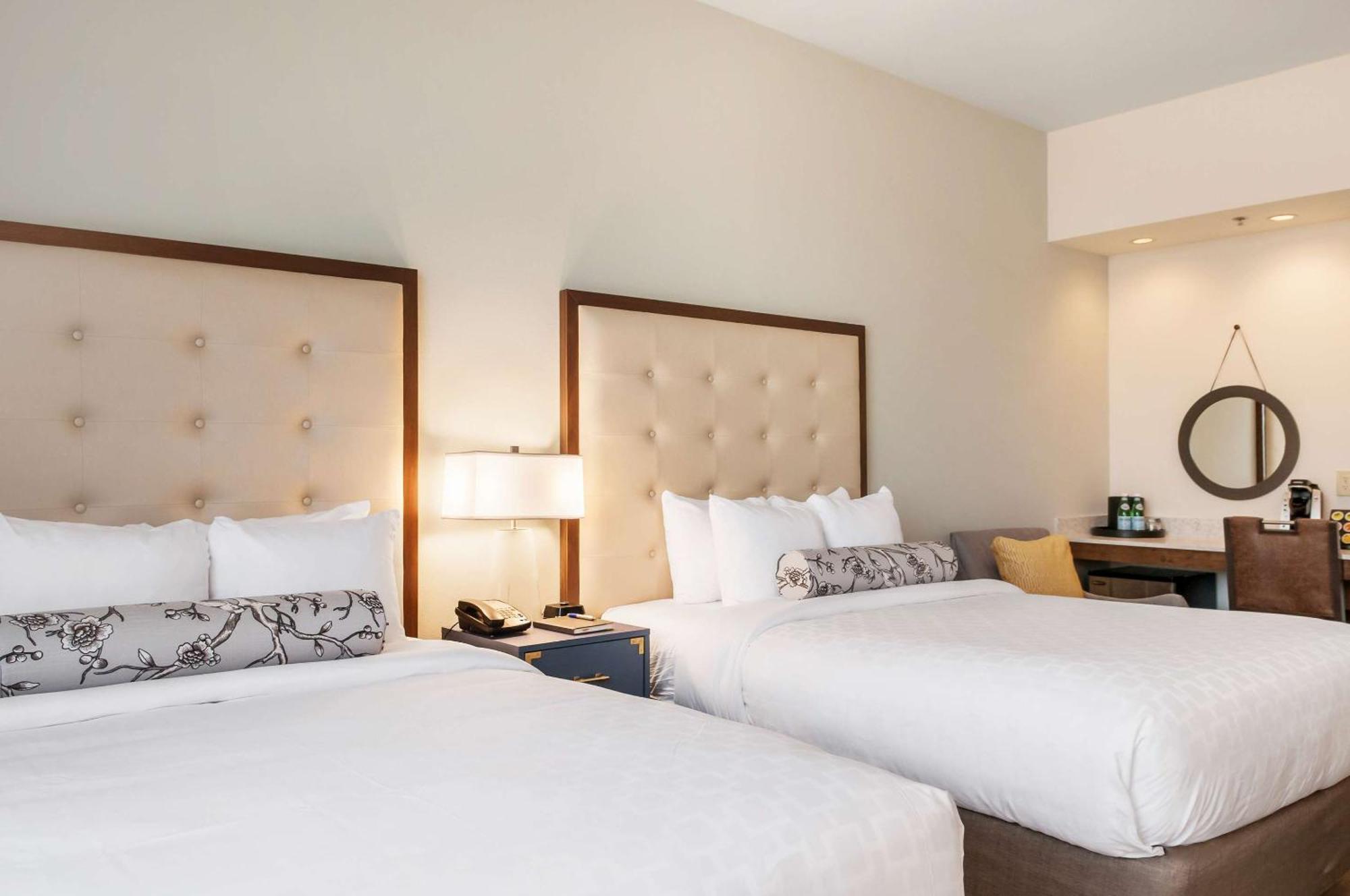 St Charles Coach House, Ascend Hotel Collection New Orleans Esterno foto