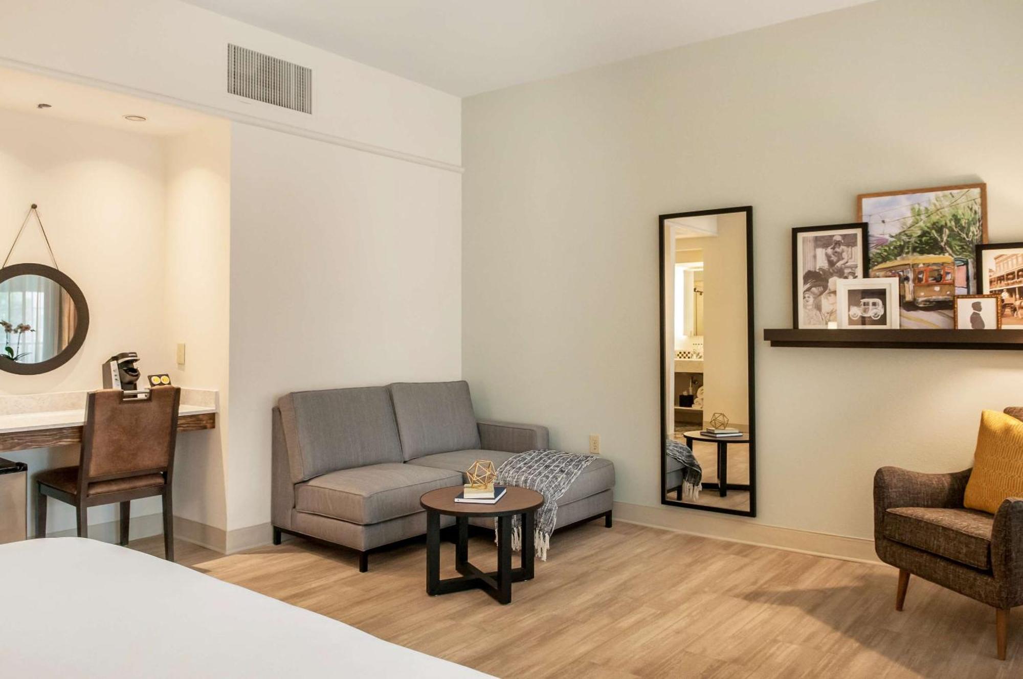 St Charles Coach House, Ascend Hotel Collection New Orleans Esterno foto
